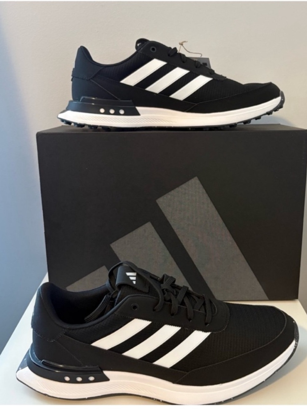 ADIDAS Golf "Spikeless" Shoes. Size 10.5